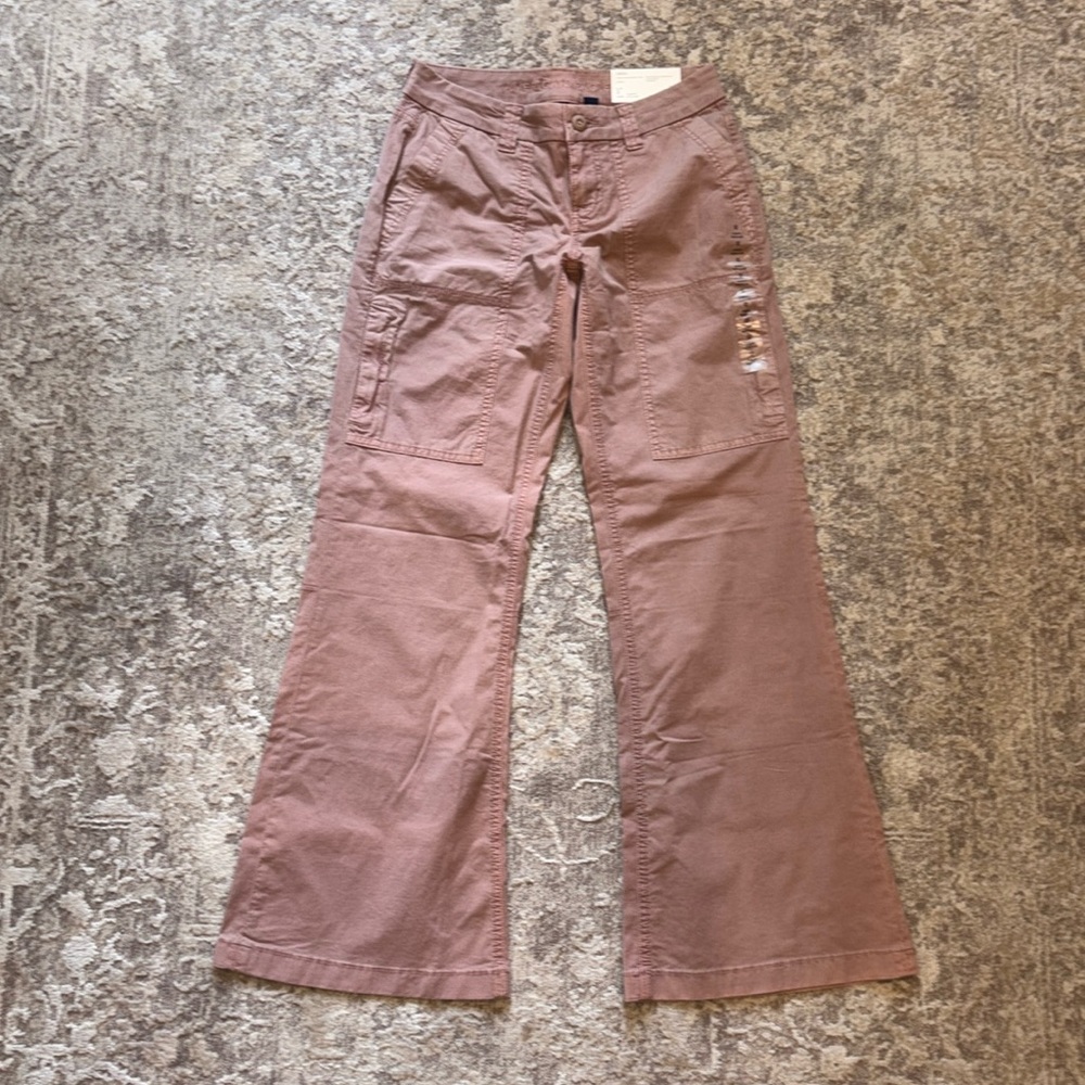 American Eagle Curvy Low-Rise Cargo Pants